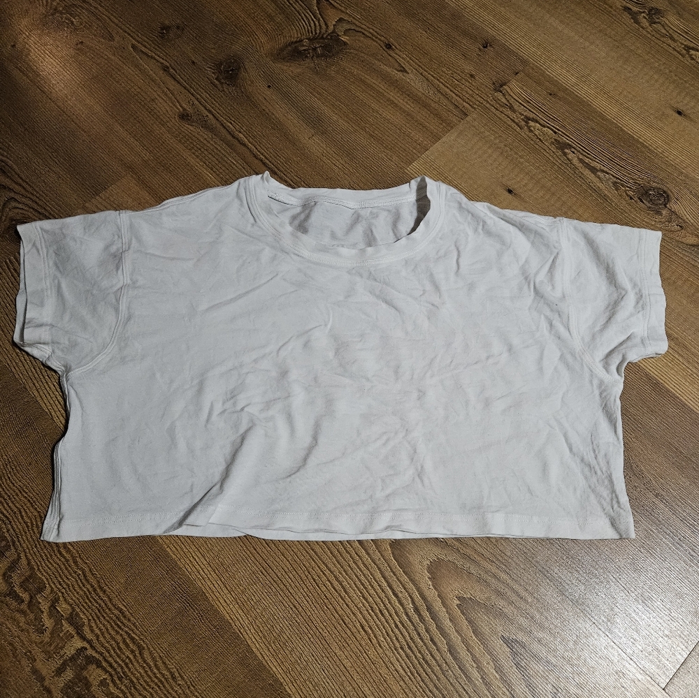 Lululemon cates tee